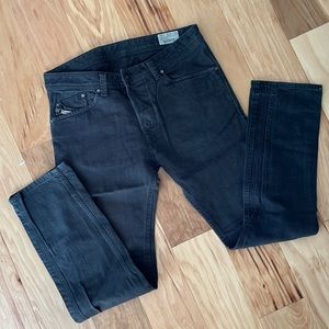 Men’s Diesel Europe jeans - Darron wash in black - size 32 x 32